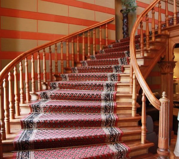 Ståltrapper der kan holde til lidt af hvert